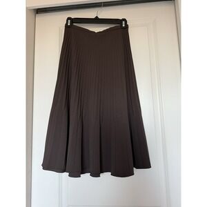 Burberry Crepe Pleated A Line Midi Skirt Brown Size 8 Classic Elegant Luxury